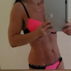 Corina28, Szexpartner III. kerület, 39 év Nő III. kerület Budapest Magyarország, +36205465468