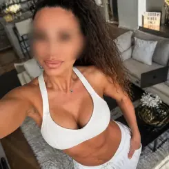 Bella, Masszázs XIV. kerület, 47 év Nő XIV. kerület Budapest Magyarország, +36306078824